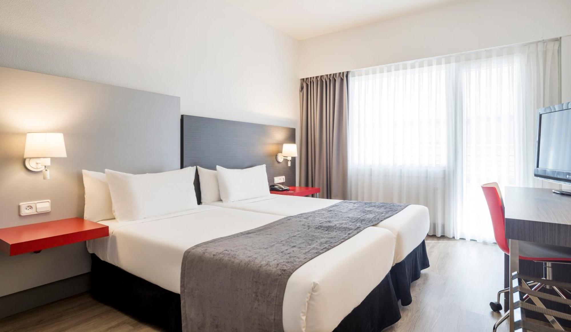 Hotel Ilunion Romareda Saragossa